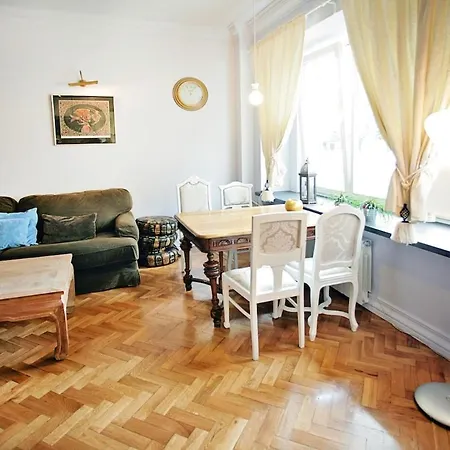 Διαμέρισμα Stylish Stara Ochota